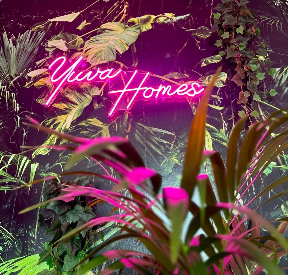 Yuva Homes Am Kurpark - Social Media Apartment บาดวือริสโฮเฟิน ภายนอก รูปภาพ