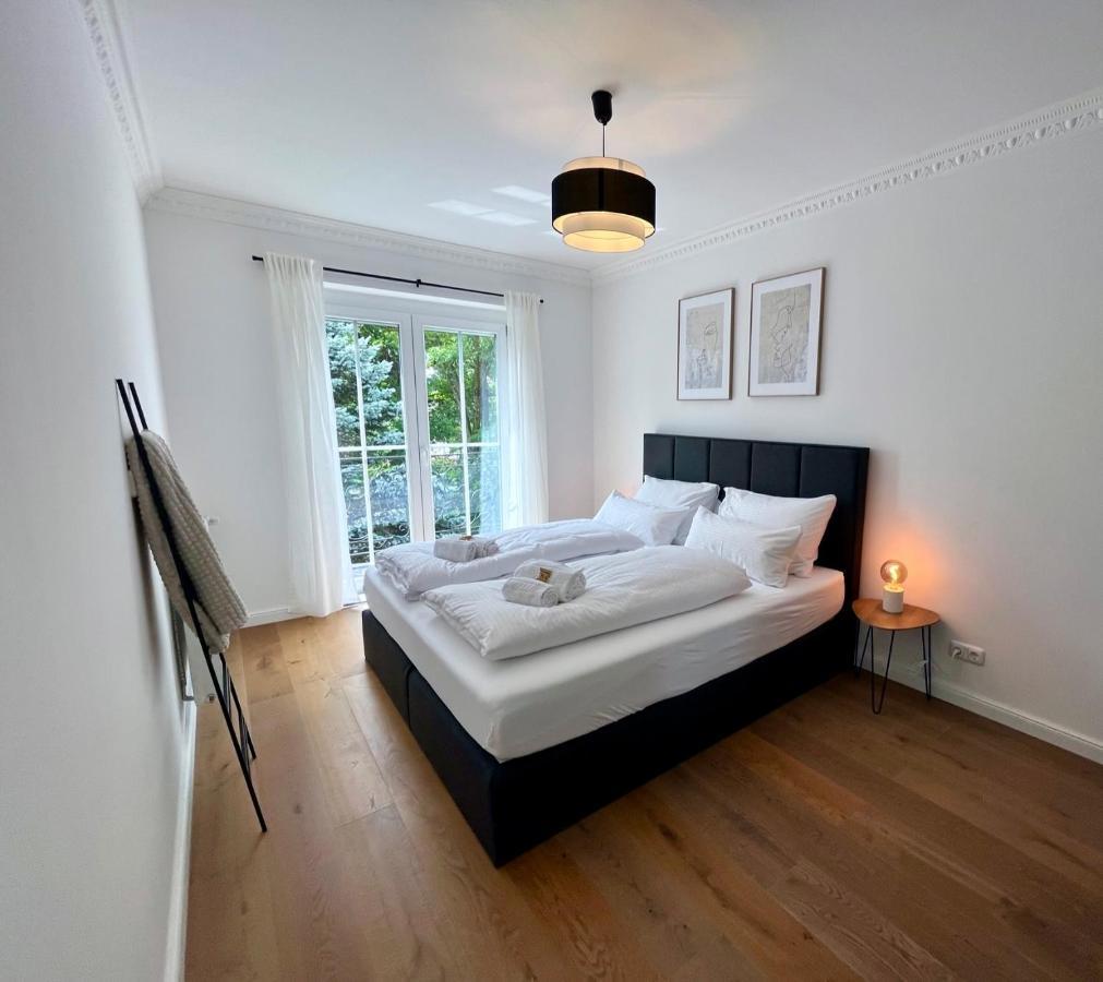 Yuva Homes Am Kurpark - Social Media Apartment บาดวือริสโฮเฟิน ภายนอก รูปภาพ
